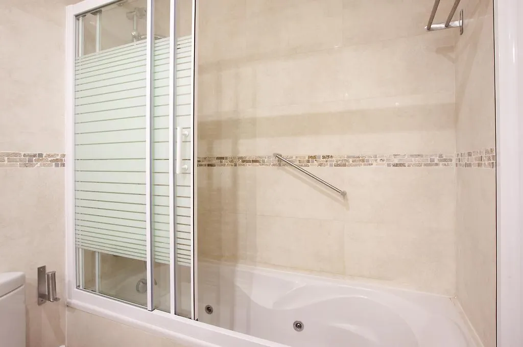 Letsgo Barcelona Ccib Suite Apartment
